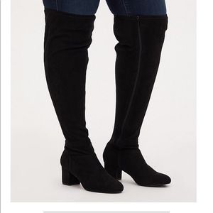 Torrid BLACK FAUX SUEDE BLOCK HEEL OVER KNEE BOOT